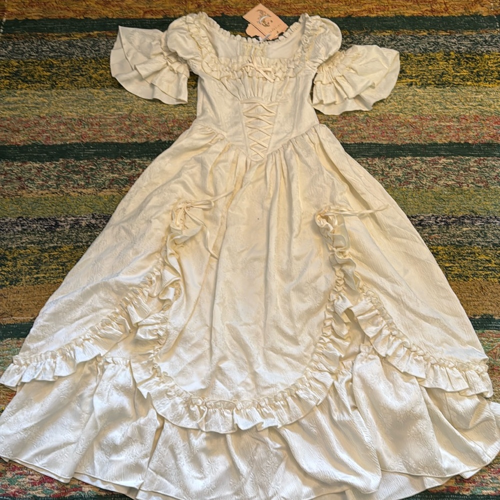 white gown beautiful full length bow details
